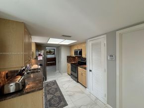 14181 Leaning Pine Dr, Miami Lakes FL 33014