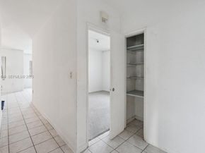 940 NW 67th St, Miami FL 33150