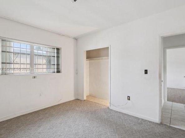 940 NW 67th St, Miami FL 33150