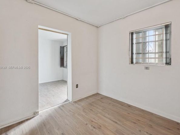 940 NW 67th St, Miami FL 33150