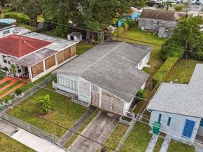 940 NW 67th St, Miami FL 33150