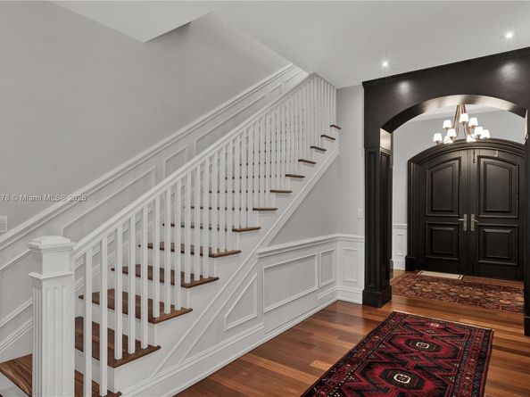 932 Escobar Ave, Coral Gables FL 33134