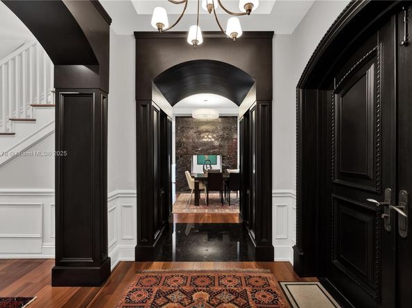 932 Escobar Ave, Coral Gables FL 33134