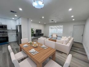 5291 Flagler St, Hollywood FL 33021