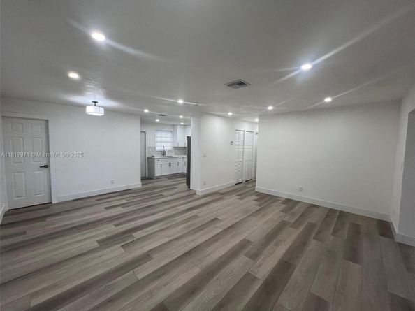 5291 Flagler St, Hollywood FL 33021