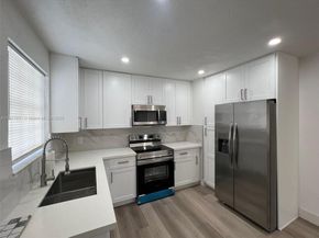 5291 Flagler St, Hollywood FL 33021