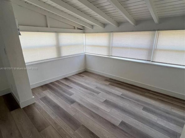 5291 Flagler St, Hollywood FL 33021