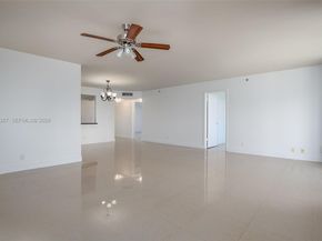 3150 W Rolling Hills Cir 307, Davie FL 33328