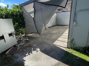 6470 Mcclellan St, Hollywood FL 33024