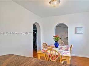 6470 Mcclellan St, Hollywood FL 33024