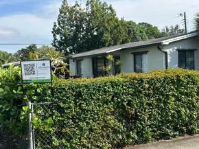 6470 Mcclellan St, Hollywood FL 33024