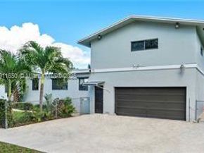 6470 Mcclellan St, Hollywood FL 33024