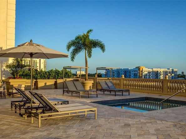 10 Aragon Ave 1019, Coral Gables FL 33134