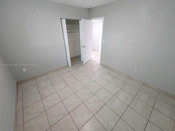18005 NW 7th Ave, Miami Gardens FL 33169