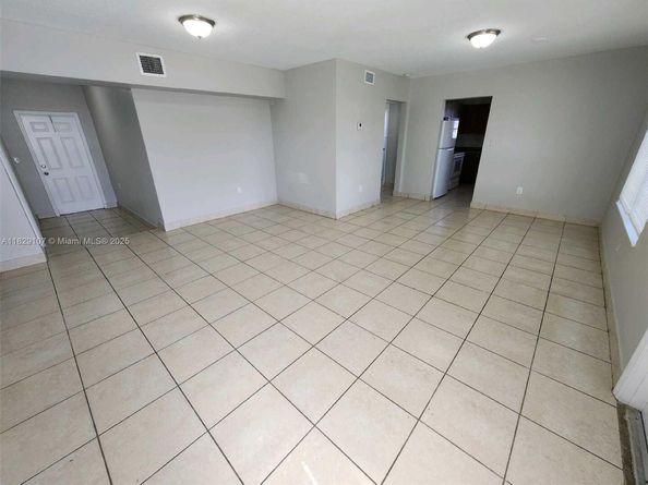 18005 NW 7th Ave, Miami Gardens FL 33169
