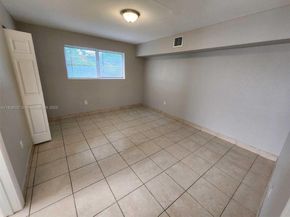 18005 NW 7th Ave, Miami Gardens FL 33169