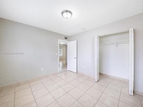 18005 NW 7th Ave, Miami Gardens FL 33169