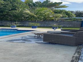 827 NE 140th St, North Miami FL 33161