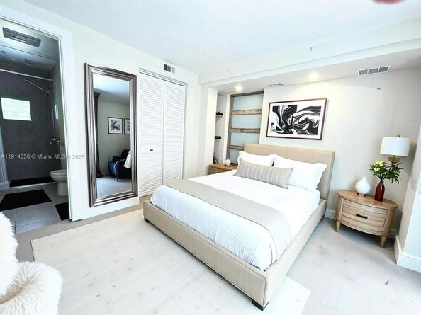 827 NE 140th St, North Miami FL 33161