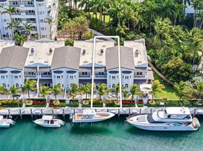 1415 Sunset Harbour Dr TH102, Miami Beach FL 33139