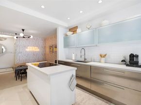 1415 Sunset Harbour Dr TH102, Miami Beach FL 33139