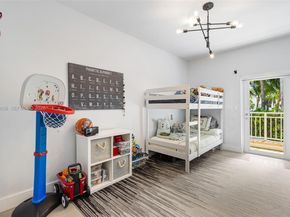 1415 Sunset Harbour Dr TH102, Miami Beach FL 33139