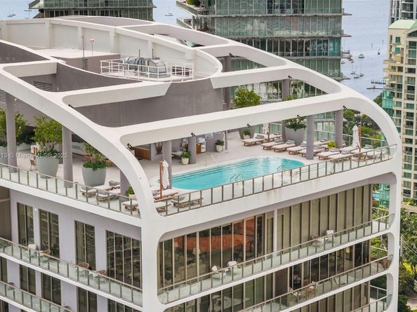 2678 Tigertail Ave 1706, Coconut Grove FL 33133