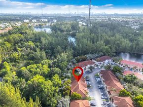 21217 NW 14th Pl 222, Miami Gardens FL 33169