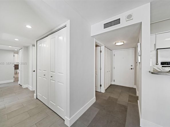 Undisclosed Address #A11924455, Miami Beach FL 33139