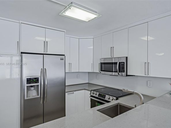 Undisclosed Address #A11924455, Miami Beach FL 33139