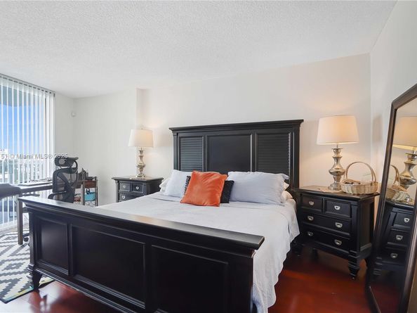 1228 West Ave 607, Miami Beach FL 33139