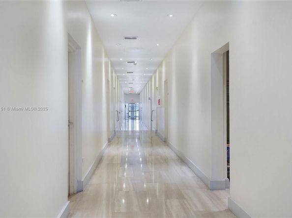 1228 West Ave 607, Miami Beach FL 33139