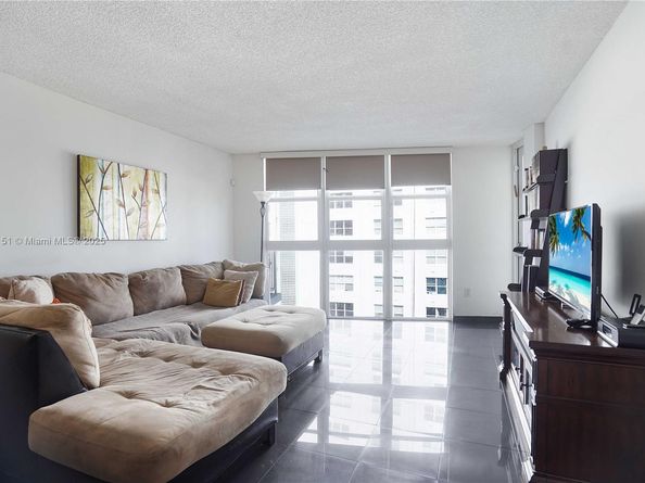 1228 West Ave 607, Miami Beach FL 33139