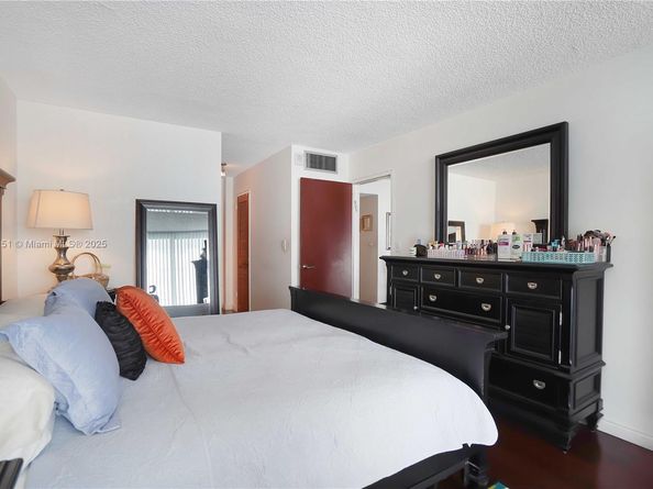 1228 West Ave 607, Miami Beach FL 33139