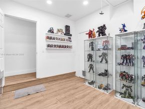 9517 SW 148th Ave Cir E, Miami FL 33196