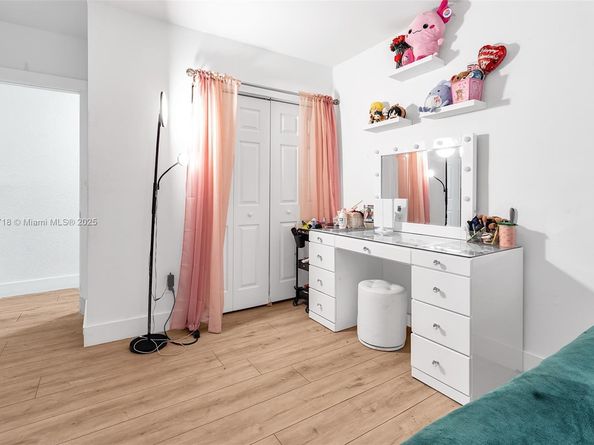 9517 SW 148th Ave Cir E, Miami FL 33196