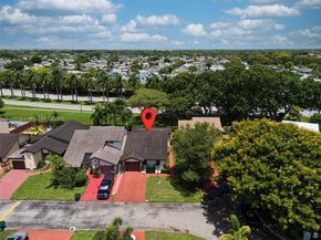 9517 SW 148th Ave Cir E, Miami FL 33196