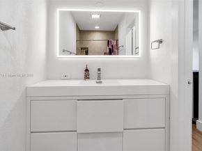 9517 SW 148th Ave Cir E, Miami FL 33196