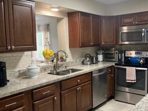 7008 NW 95th Ter, Tamarac FL 33321