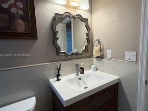 7008 NW 95th Ter, Tamarac FL 33321
