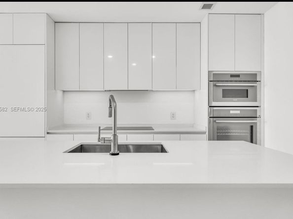 700 NE 24th Street 3803, Miami FL 33137