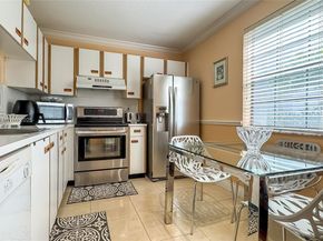 3570 Magellan Cir 2222, Aventura FL 33180