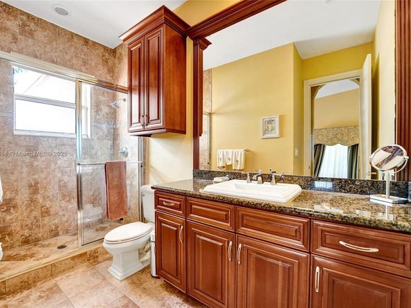 3308 Islewood Ave, Weston FL 33332