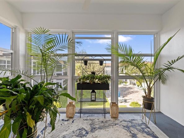 1501 S Ocean Blvd 318, Lauderdale By The Sea FL 33062