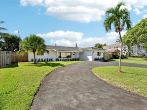 1960 NE 32nd St, Lighthouse Point FL 33064
