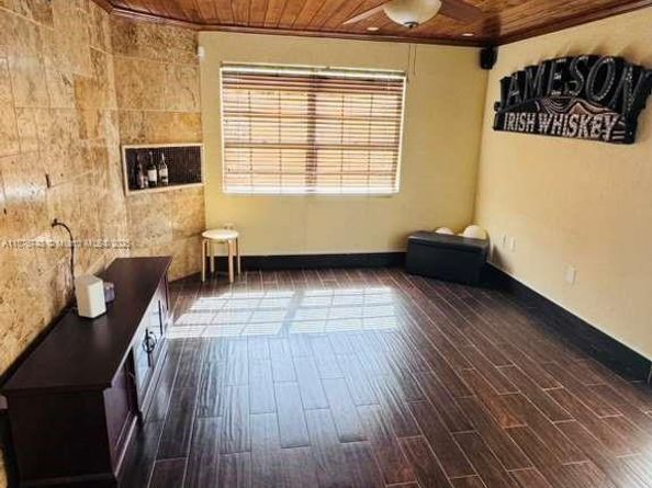 Undisclosed Address #A11876748, Miami FL 33186