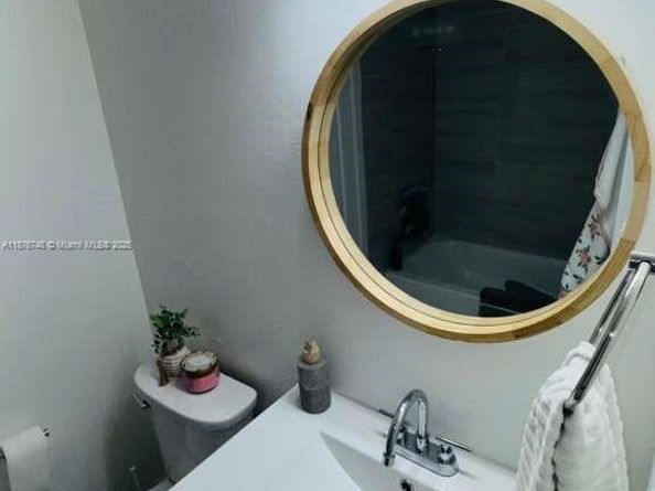 Undisclosed Address #A11876748, Miami FL 33186