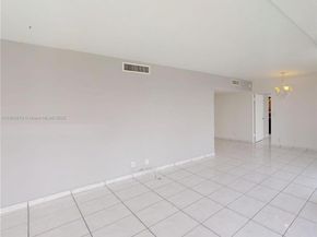 900 Bay Dr 209, Miami Beach FL 33141