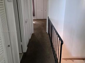 1095 W 40th St 26, Hialeah FL 33012