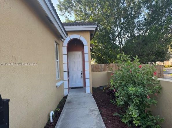2288 NE 42 Avenue, Homestead FL 33033